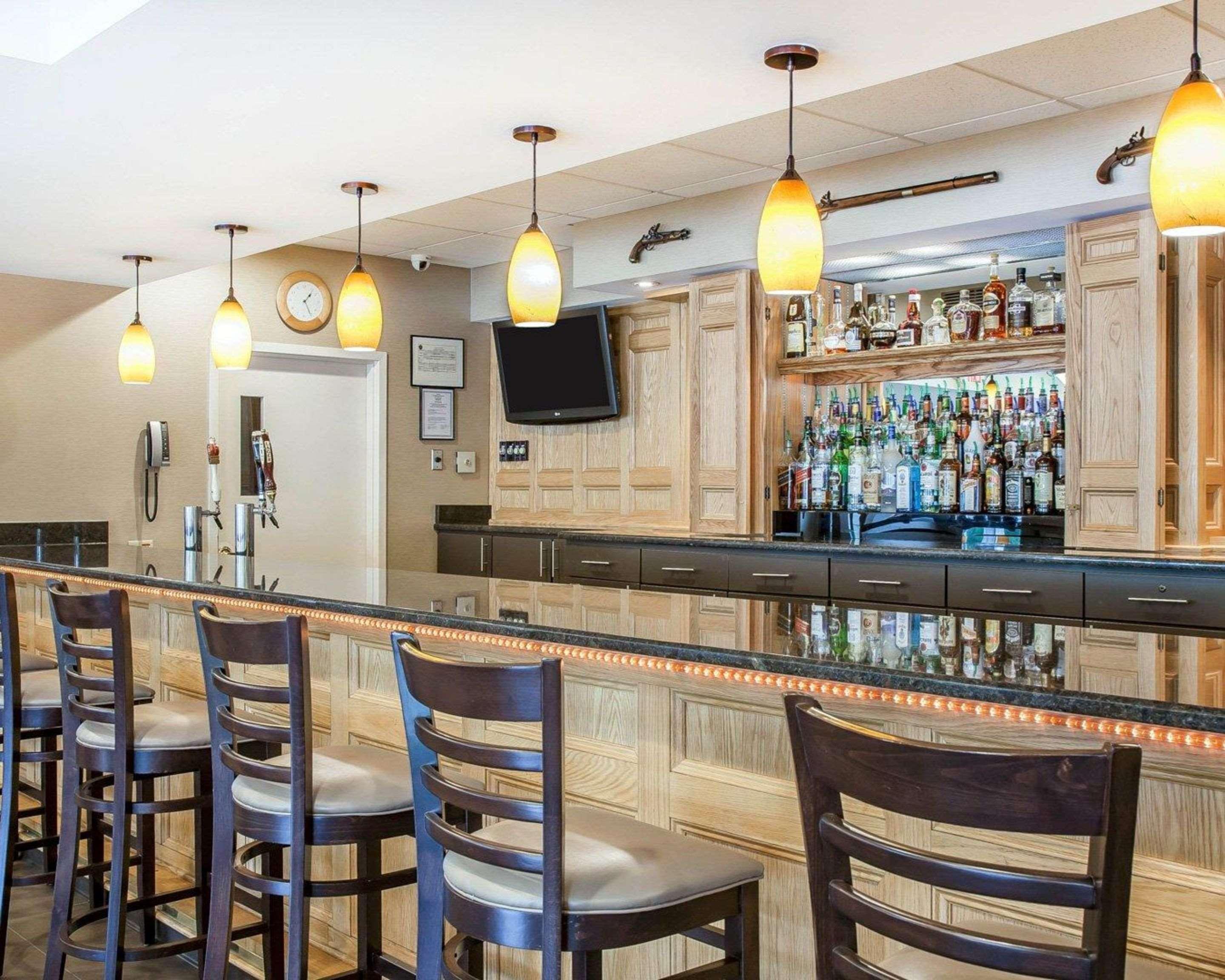 Comfort Inn & Suites Sturbridge-Brimfield Bagian luar foto